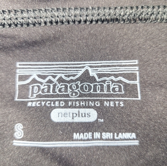 Women's Black Pantagonia Tights - Picture 3 of 5